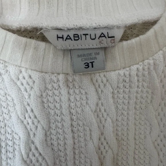 Habitual Cream Cable Knit Sweater - Picture 4 of 5